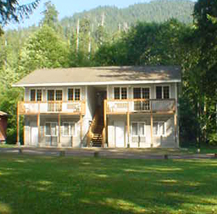 Motel on Lake Quinault